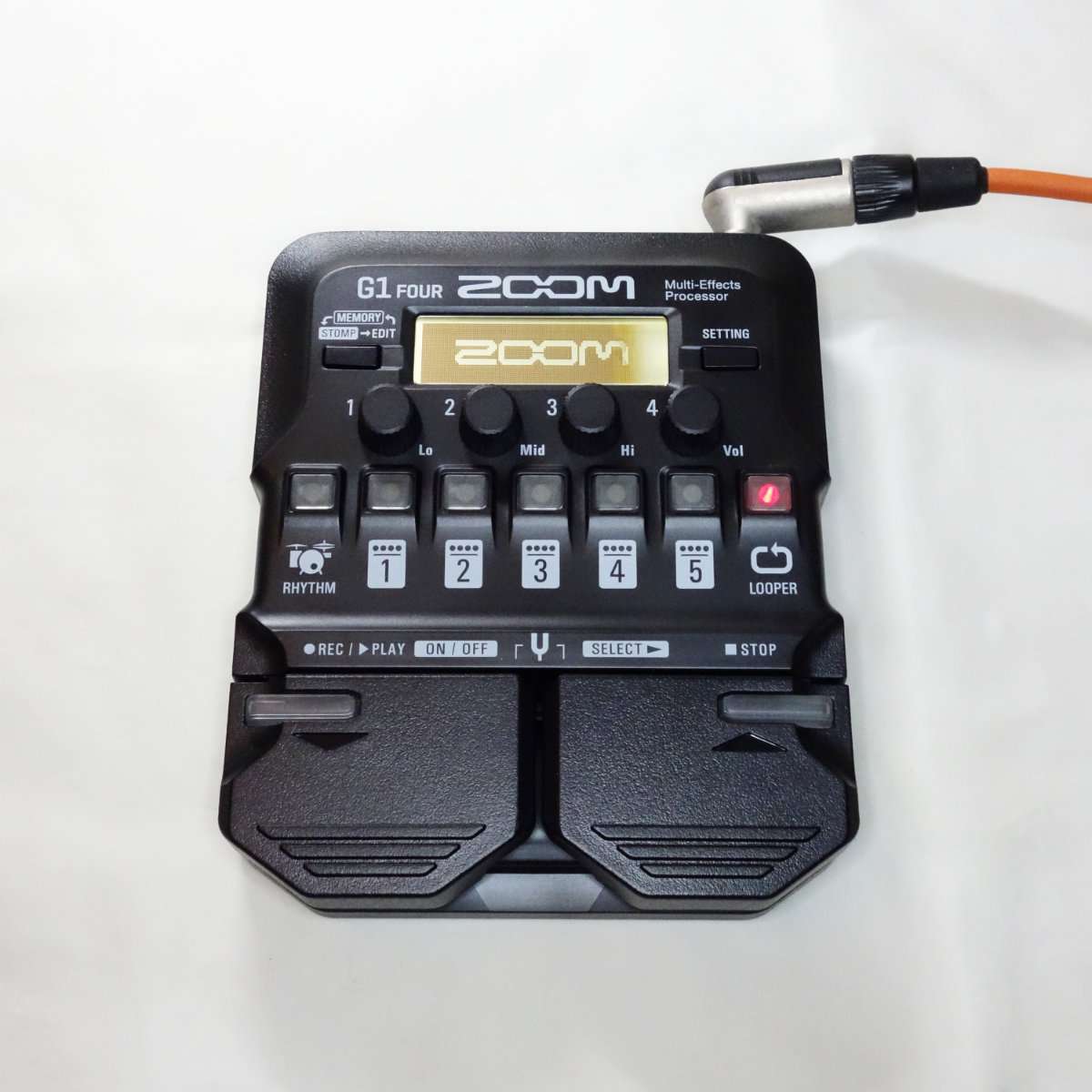 レビュー】Zoom G1 Fourはアンプいらずでヘッドホンを繋いで気軽に演奏